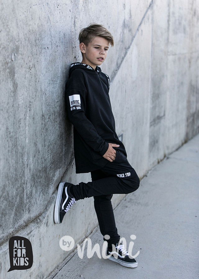 NEVER STOP jogger kapsáče černé