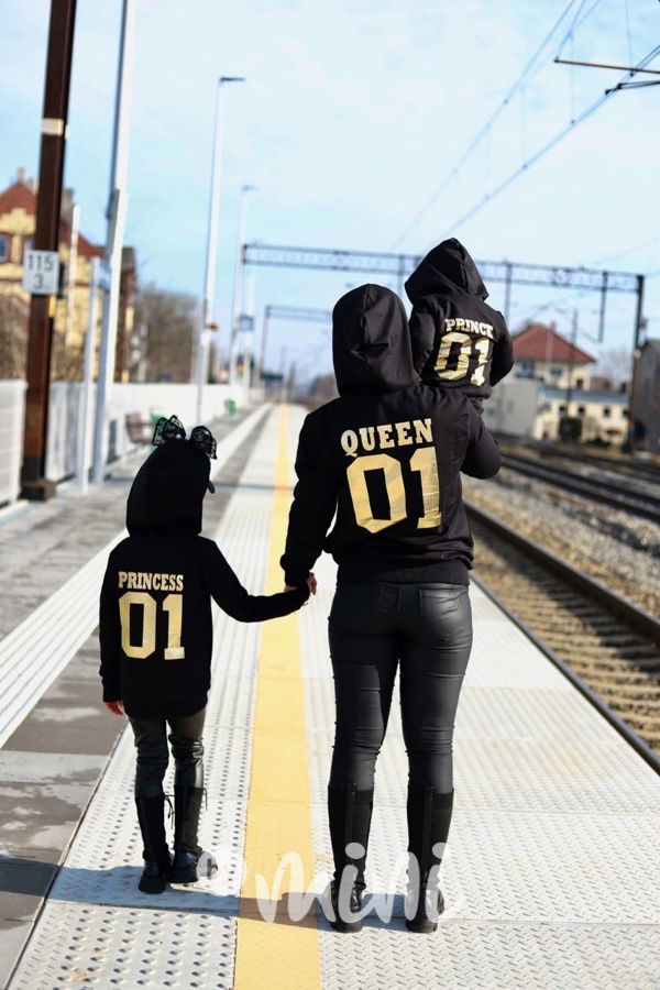 Family mikina černá