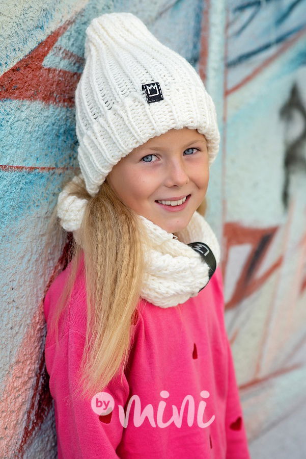MIMI pletená čepka s nákrčníkem cream white
