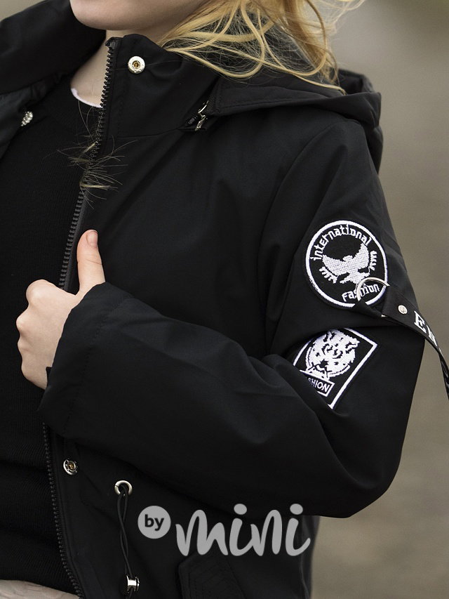 Jarní kabátek černý