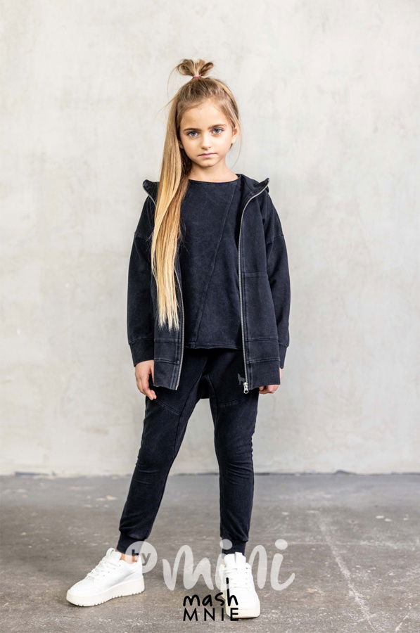 Mash Mnie vintage long černá mikina WOLF