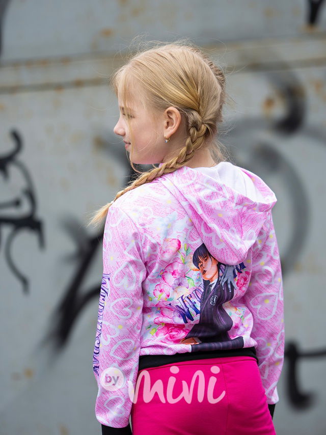 Wednesday mikina hearts