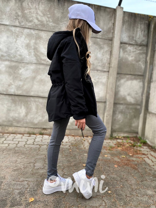 Černá podzimní parka