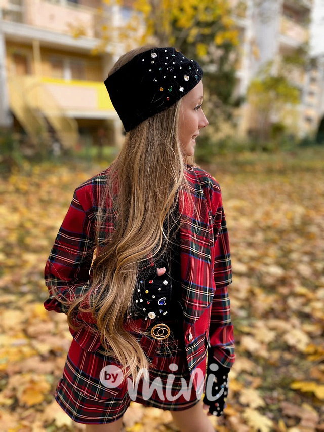 Karo sako + kraťasy