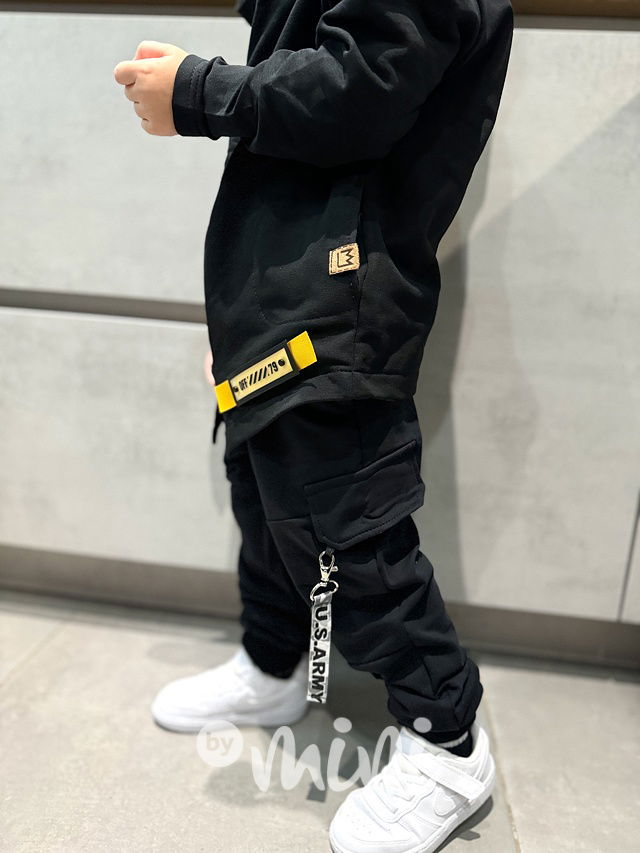 Zateplená asymetrická mikina DESIGN černá