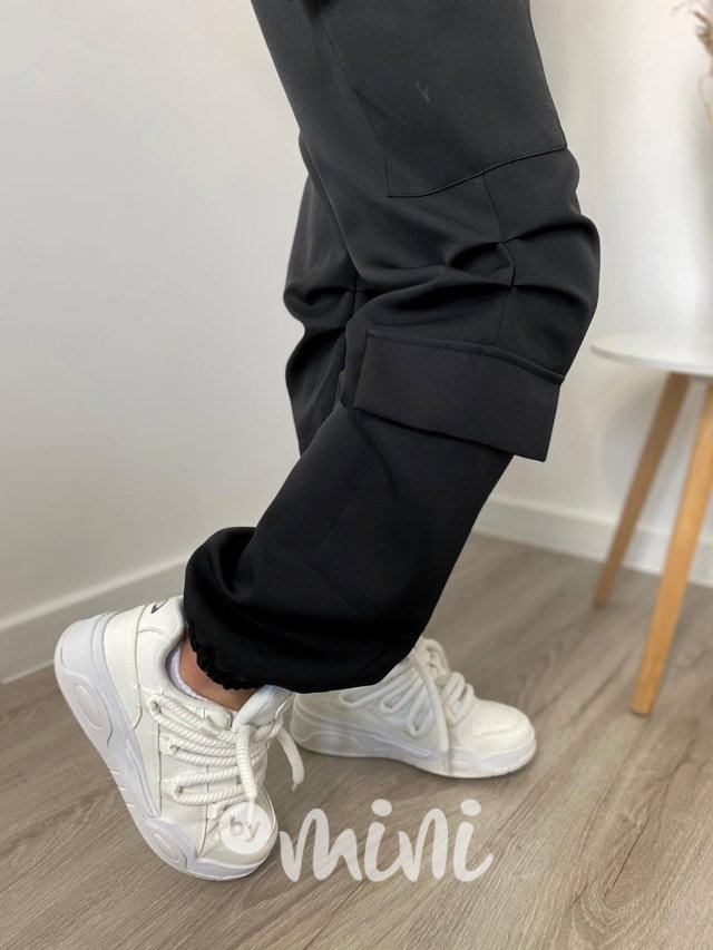Jarní sporty cargo kapsáče černé