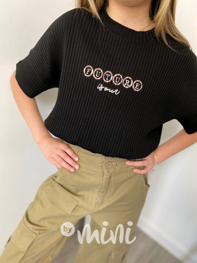 FUTURE žebrovaný oversize crop top
