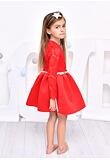 Červené dívčí šaty s dlouhým rukávem, krajkou a páskem